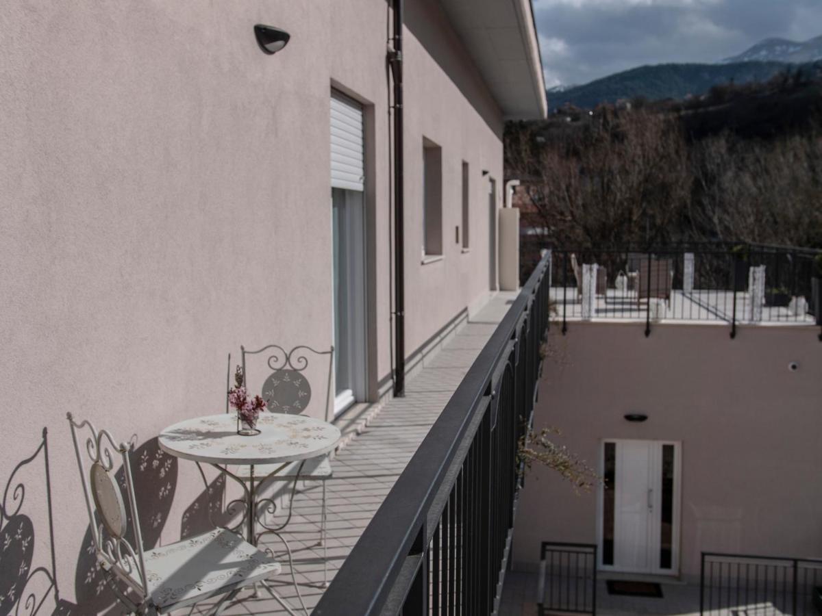La Casa Delle Stagioni LʼAquila Exterior foto